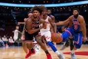 [NBA]巴特勒单打爱德华兹 转身上篮潇洒命中